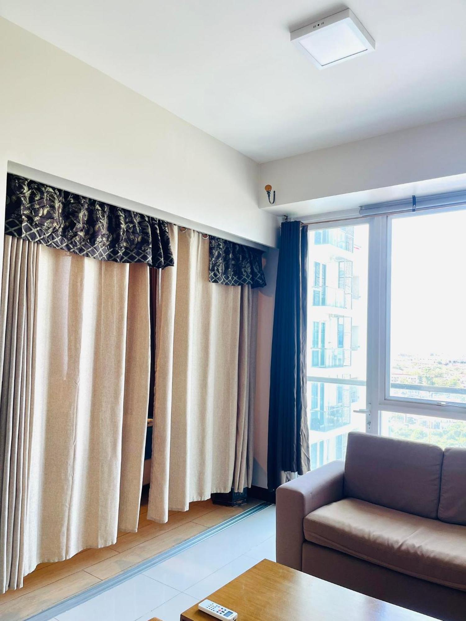 Mactan Newtown Condo With Pool Access Lapu-Lapu City Exterior photo